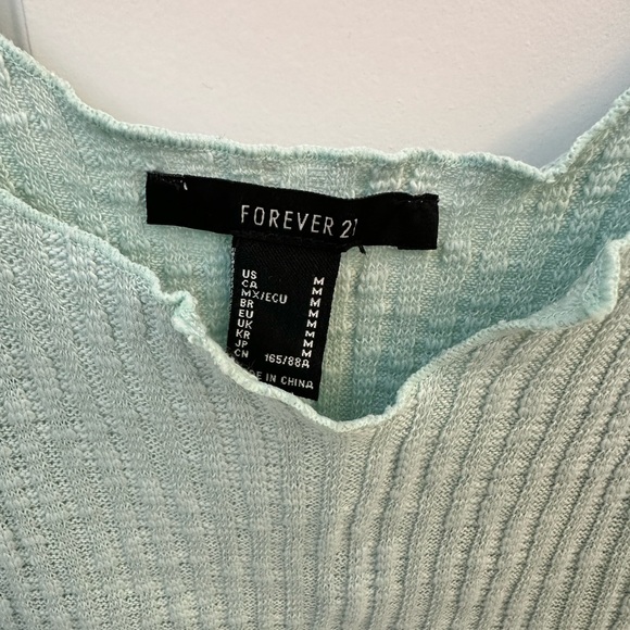 Cropped top - Picture 3 of 4